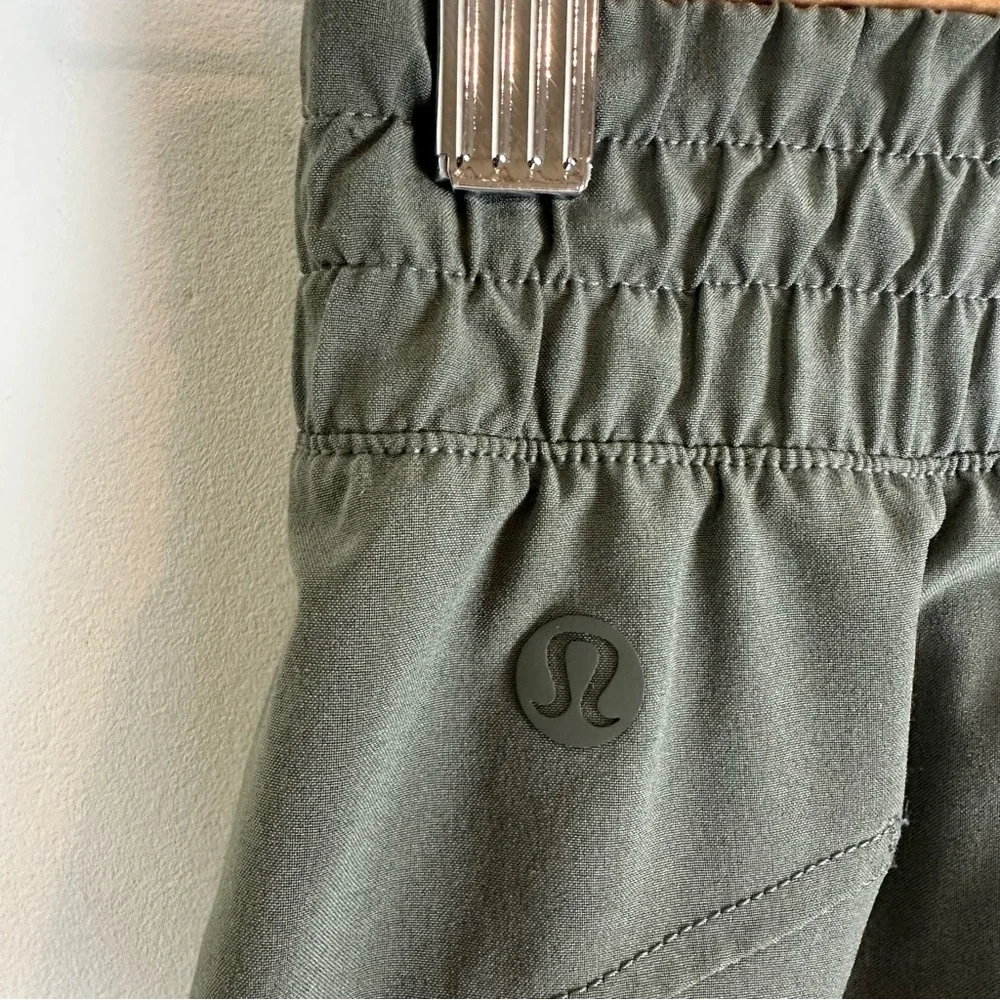 Lululemon Swift Mid-Rise Wide-Leg Pant